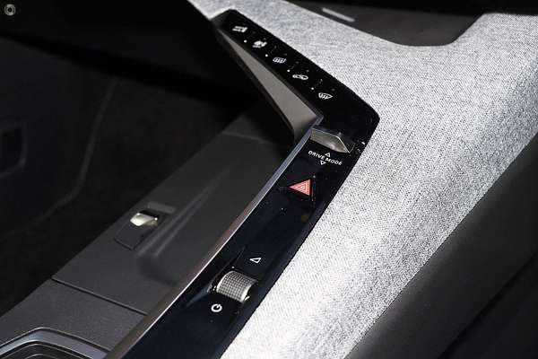2024 Peugeot 3008 GT Premium Hybrid P64