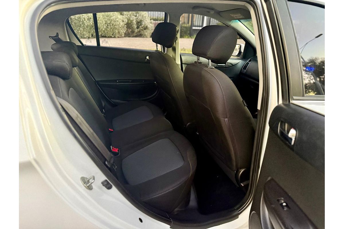 2014 Hyundai i20 Active PB
