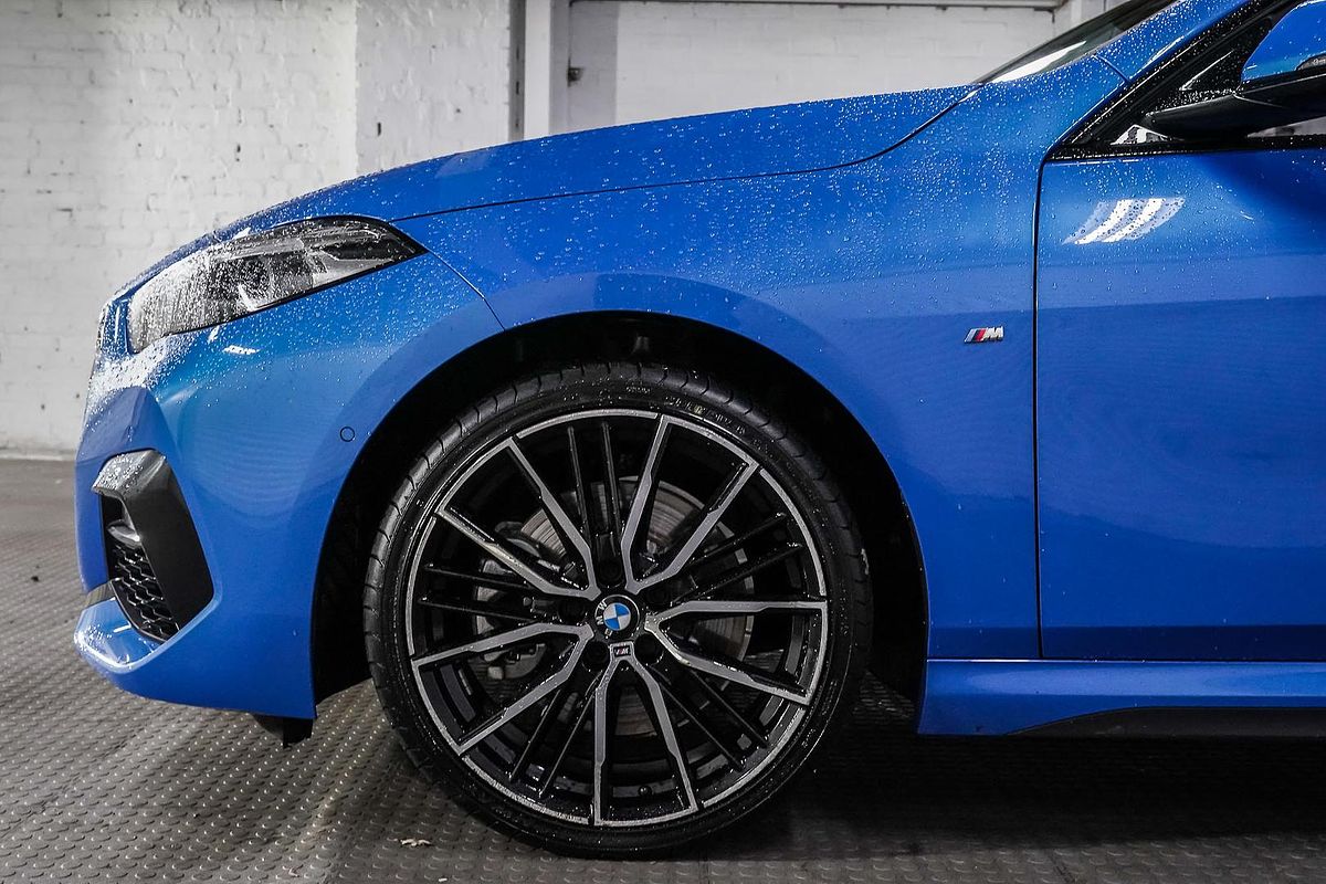 2023 BMW 2 Series 220i M Sport F44