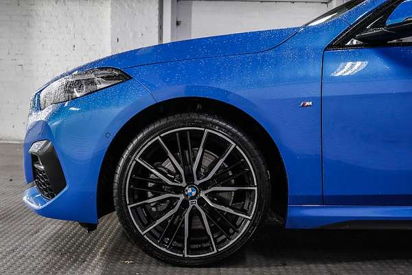 2023 BMW 2 Series 220i M Sport F44