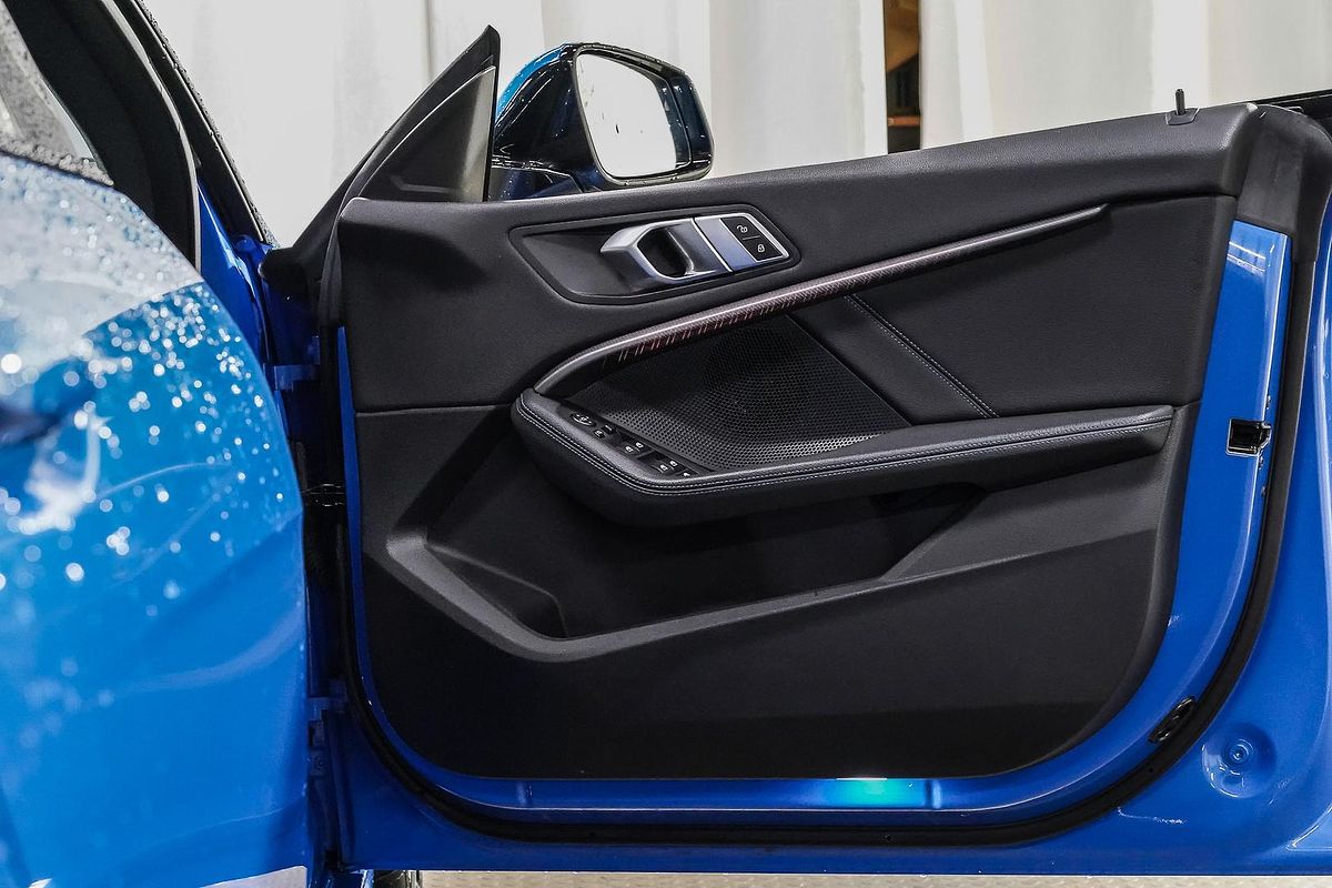 2023 BMW 2 Series 220i M Sport F44
