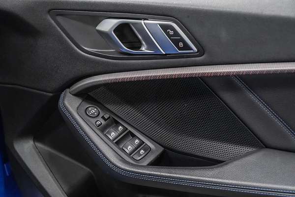 2023 BMW 2 Series 220i M Sport F44
