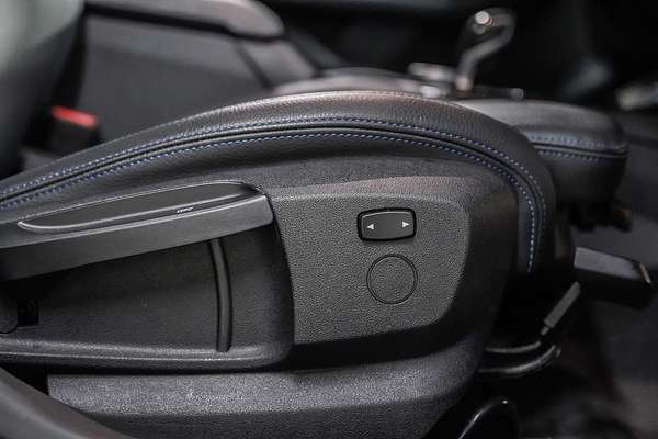 2023 BMW 2 Series 220i M Sport F44