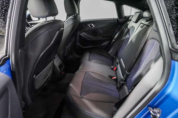 2023 BMW 2 Series 220i M Sport F44