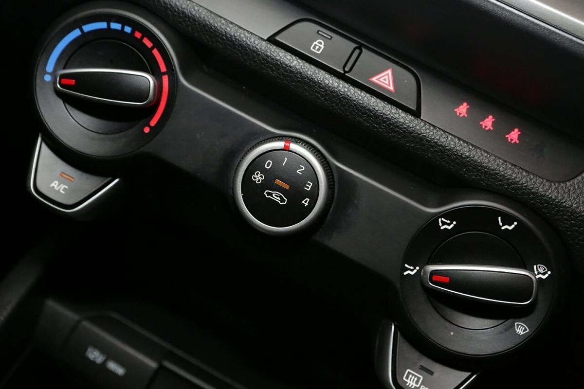 2021 Kia Stonic S YB