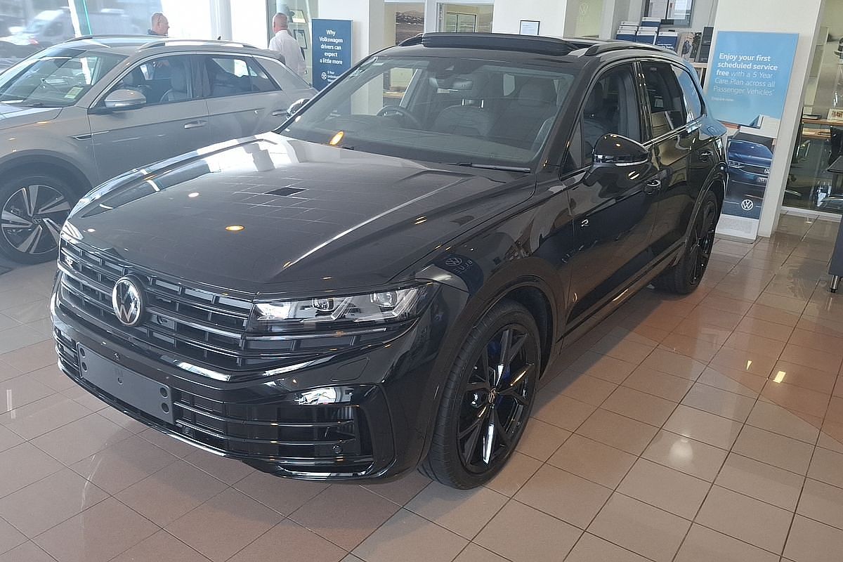 2024 Volkswagen Touareg R RC