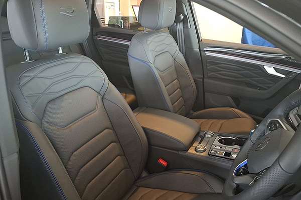 2024 Volkswagen Touareg R RC