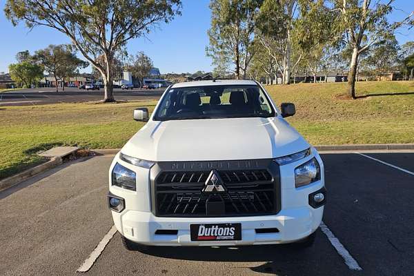 2024 Mitsubishi Triton GLX MV 4X4