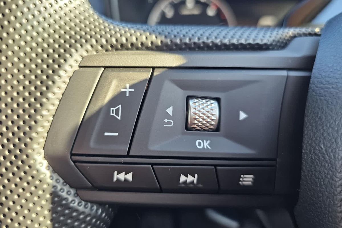 2024 Mitsubishi Triton GLX MV 4X4