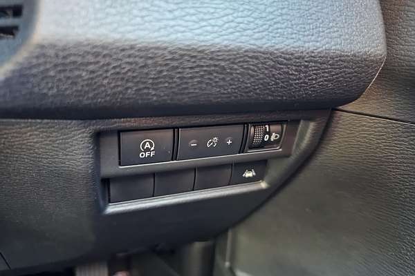 2024 Mitsubishi Triton GLX MV 4X4