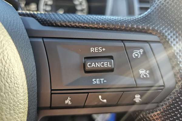 2024 Mitsubishi Triton GLX MV 4X4