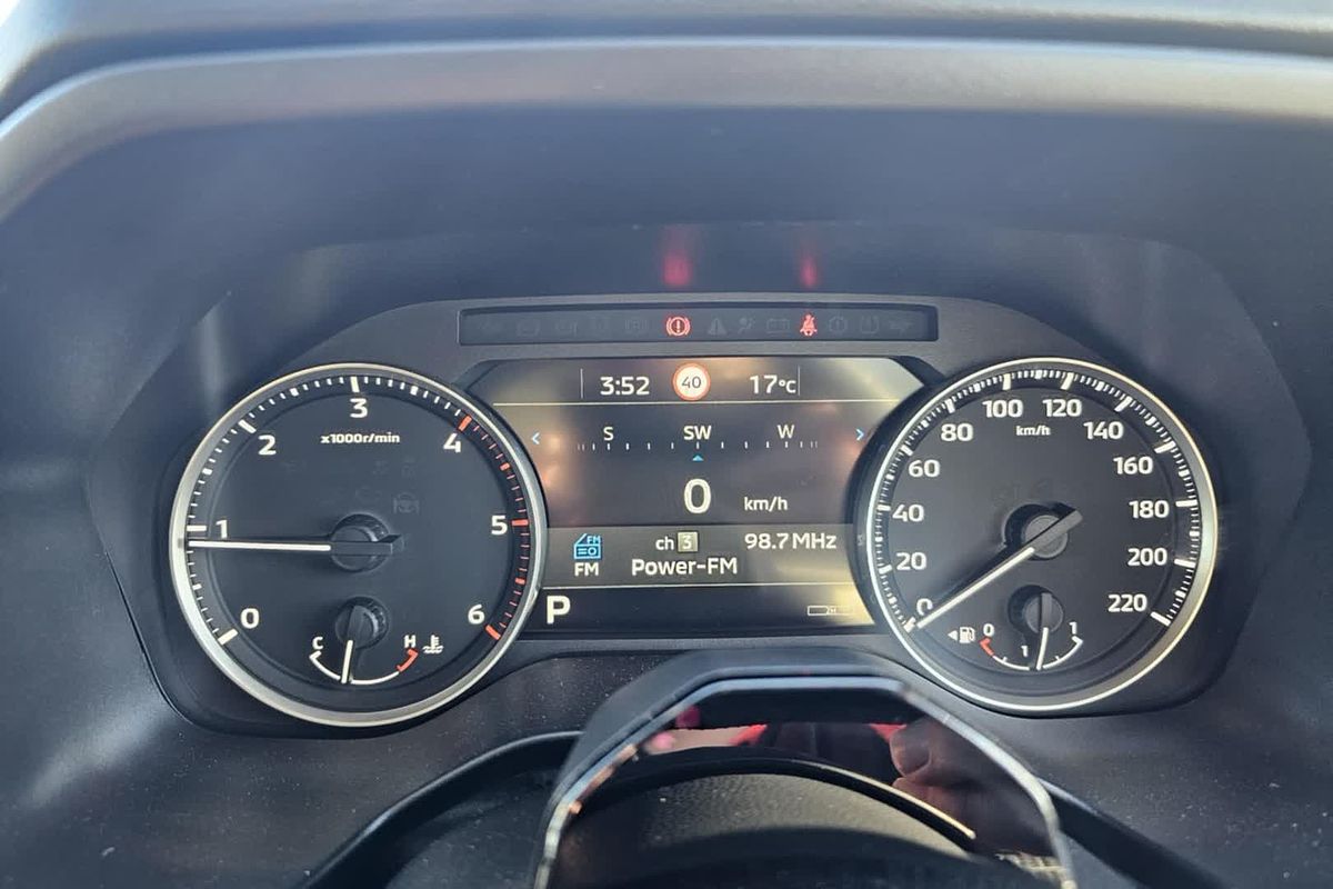 2024 Mitsubishi Triton GLX MV 4X4