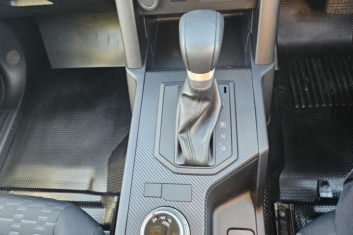 2024 Mitsubishi Triton GLX MV 4X4