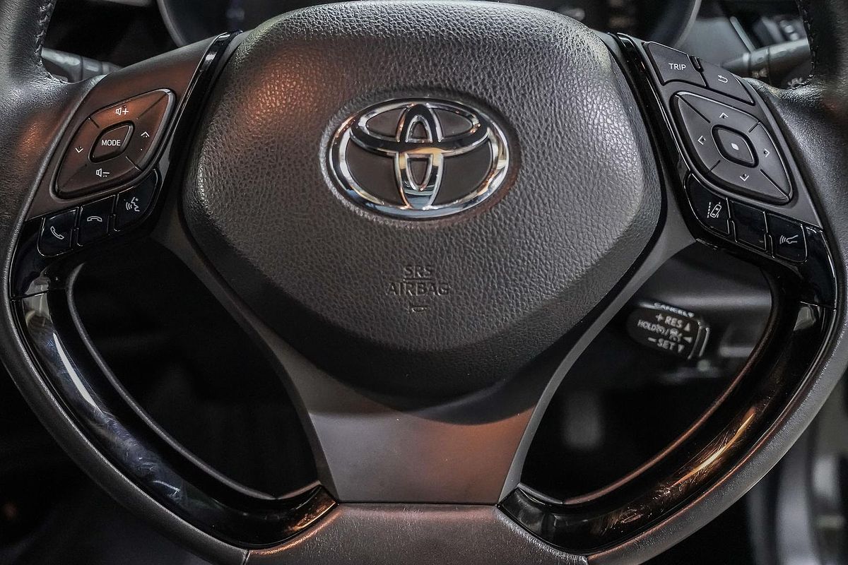 2023 Toyota C-HR GXL NGX10R