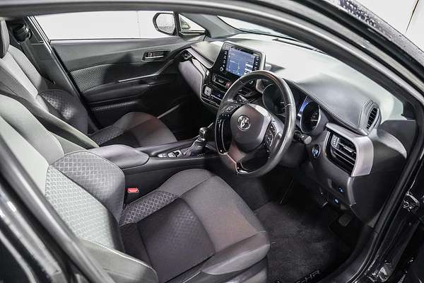 2023 Toyota C-HR GXL NGX10R