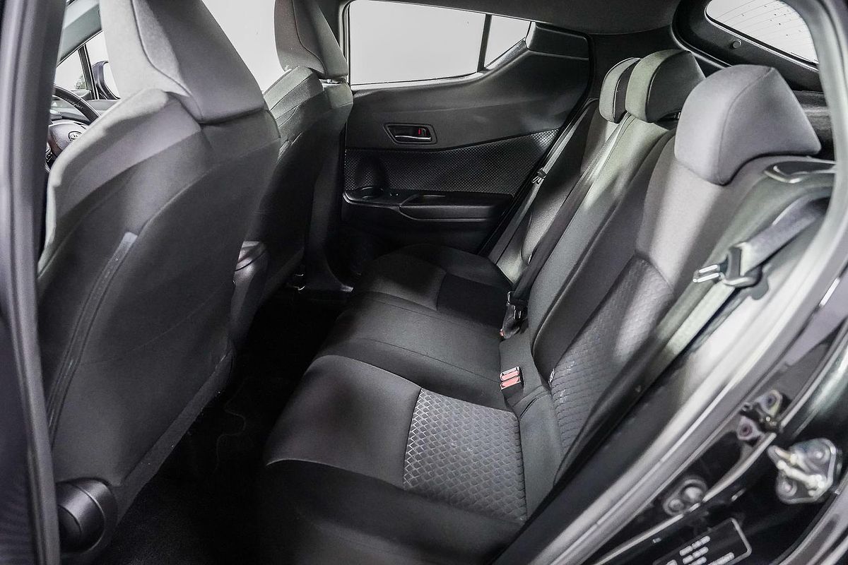 2023 Toyota C-HR GXL NGX10R