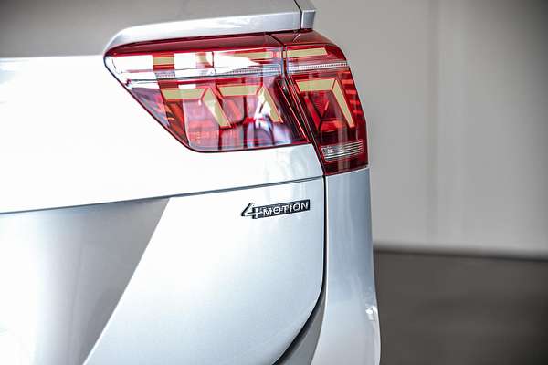 2023 Volkswagen Tiguan 162TSI R-Line 5N