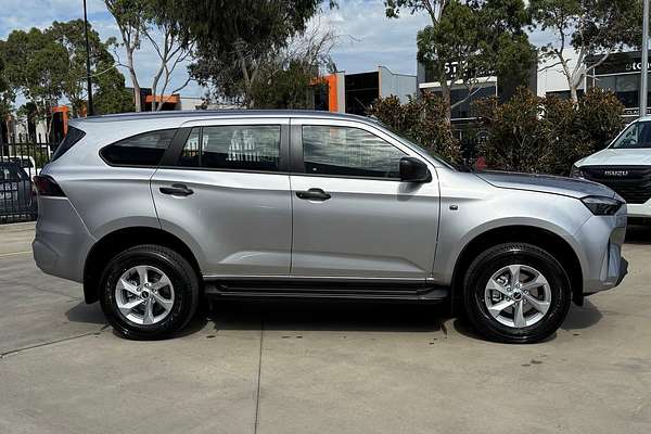 2025 Isuzu MU-X LS-M