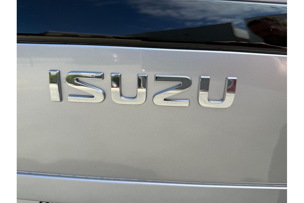 2025 Isuzu MU-X LS-M