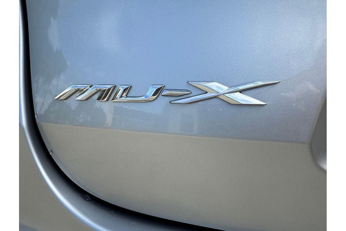 2025 Isuzu MU-X LS-M
