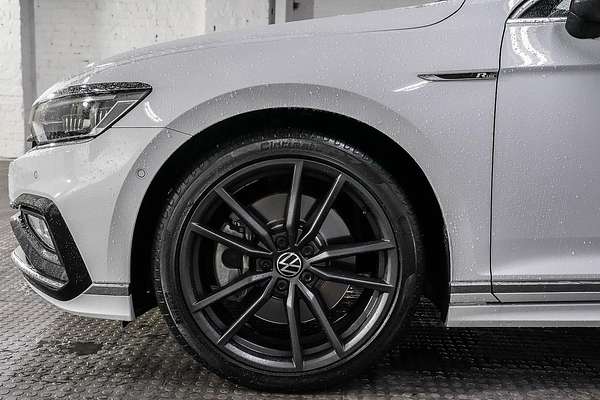 2023 Volkswagen Passat 206TSI R-Line B8