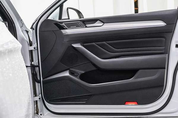 2023 Volkswagen Passat 206TSI R-Line B8