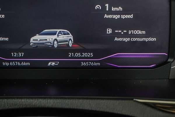 2023 Volkswagen Passat 206TSI R-Line B8
