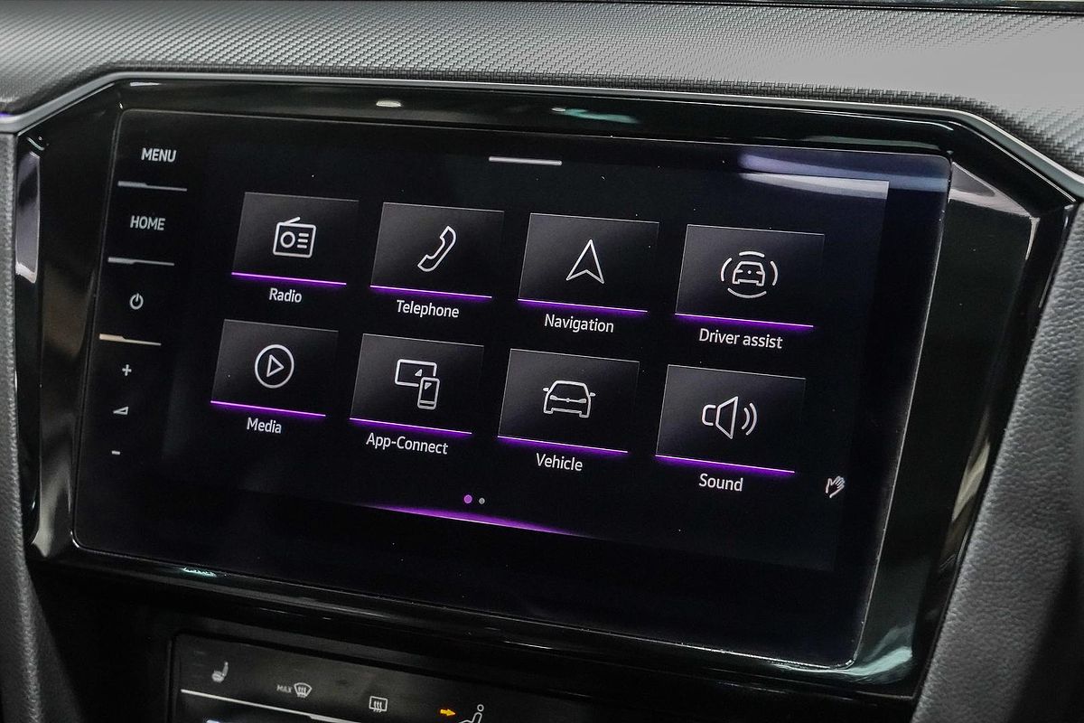 2023 Volkswagen Passat 206TSI R-Line B8