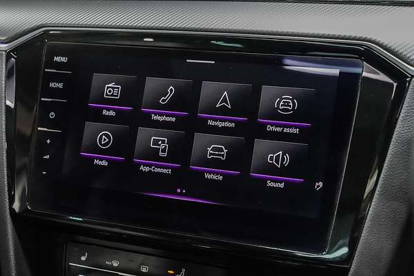 2023 Volkswagen Passat 206TSI R-Line B8