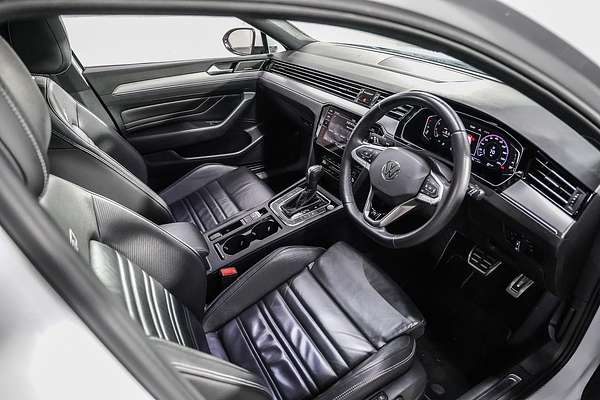 2023 Volkswagen Passat 206TSI R-Line B8