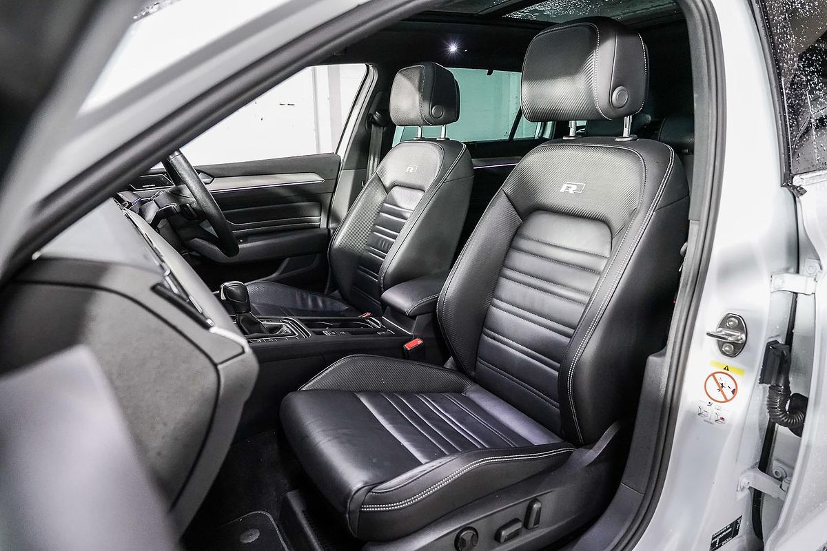 2023 Volkswagen Passat 206TSI R-Line B8