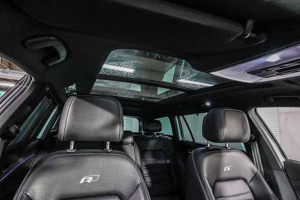 2023 Volkswagen Passat 206TSI R-Line B8