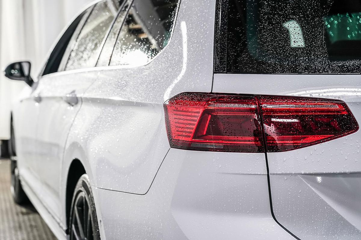 2023 Volkswagen Passat 206TSI R-Line B8