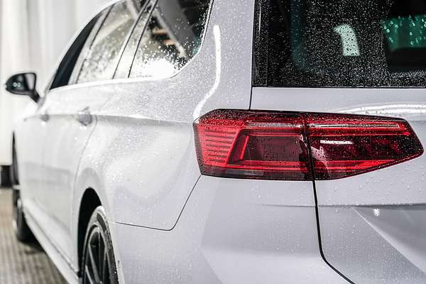 2023 Volkswagen Passat 206TSI R-Line B8