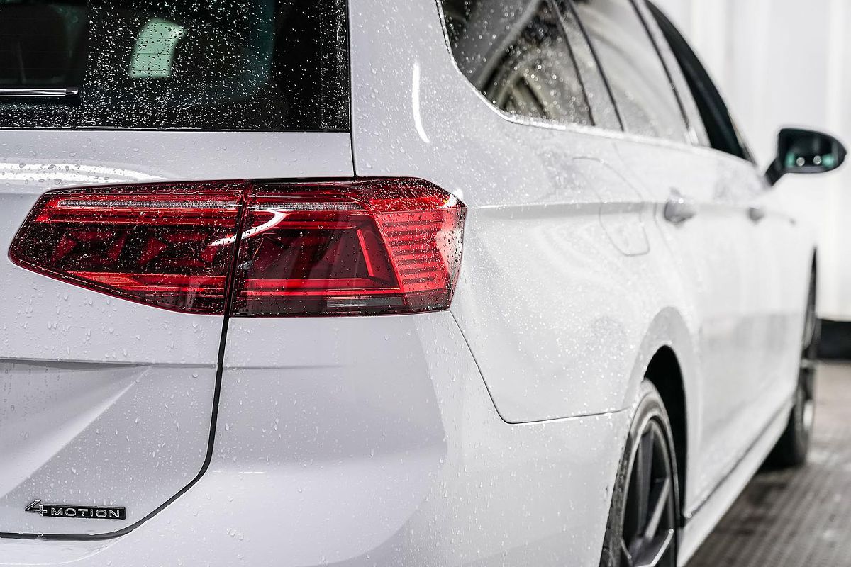 2023 Volkswagen Passat 206TSI R-Line B8