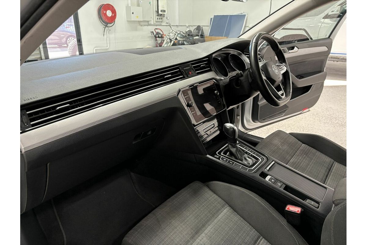 2021 Volkswagen Passat 206TSI R-Line B8