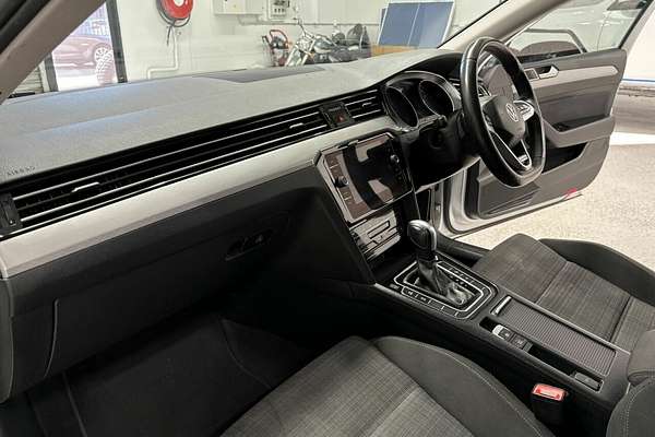 2021 Volkswagen Passat 206TSI R-Line B8