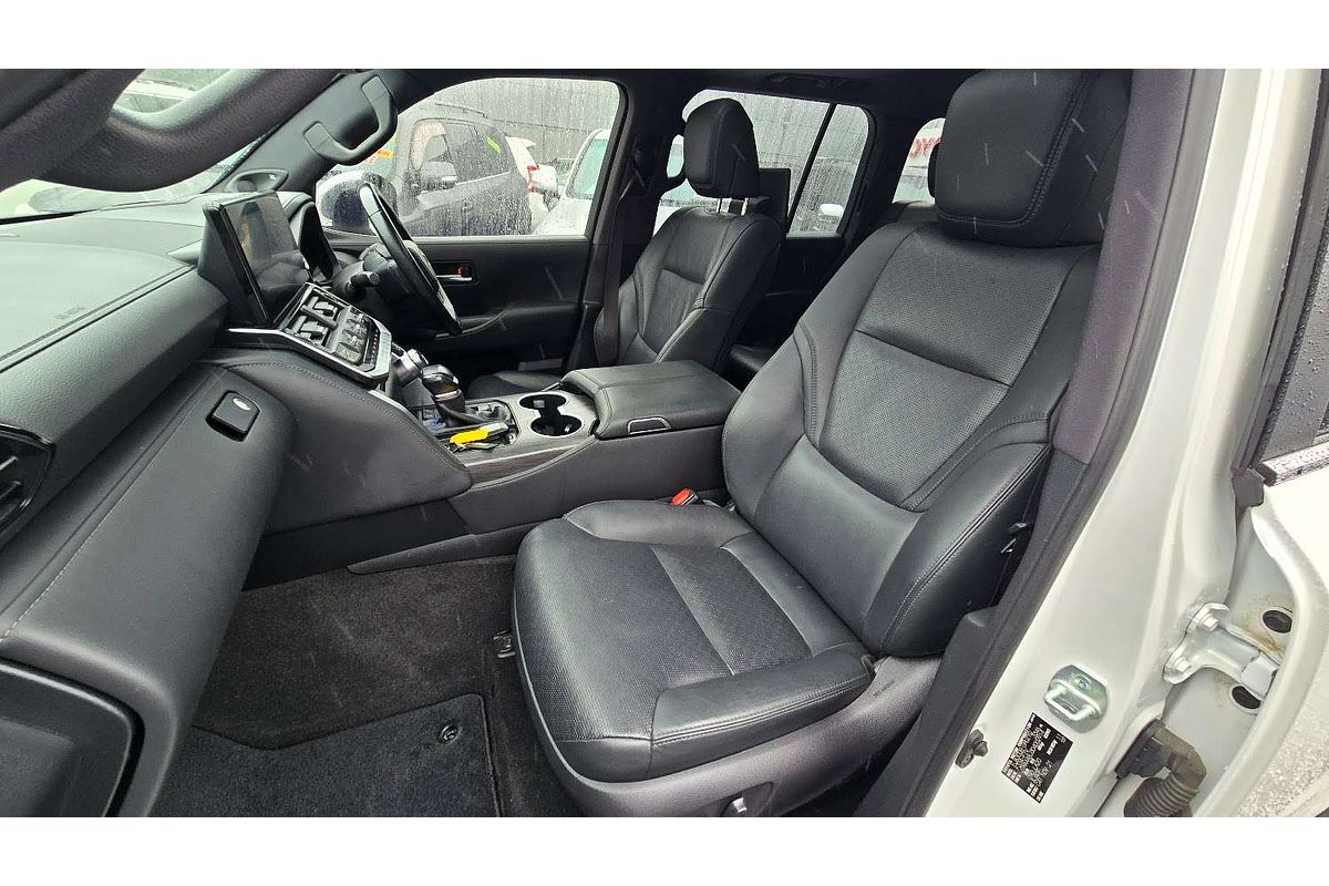 2021 Toyota Landcruiser Sahara ZX FJA300R
