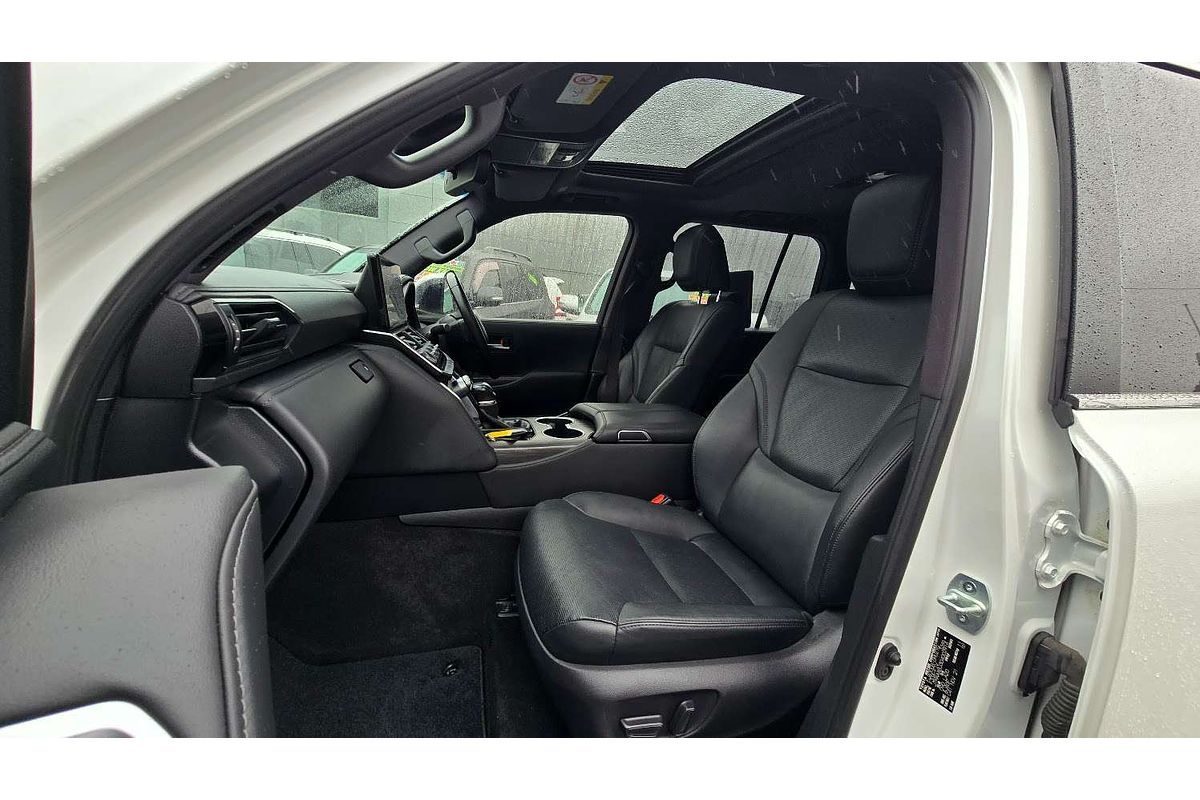 2021 Toyota Landcruiser Sahara ZX FJA300R