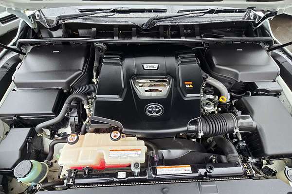 2021 Toyota Landcruiser Sahara ZX FJA300R
