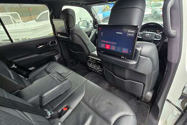 2021 Toyota Landcruiser Sahara ZX FJA300R