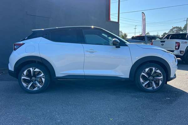 2024 Nissan JUKE ST-L F16