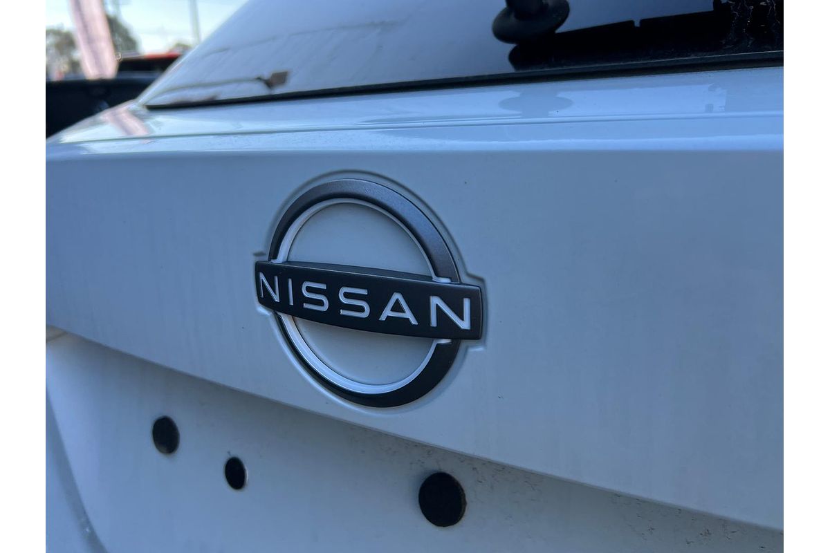 2024 Nissan JUKE ST-L F16