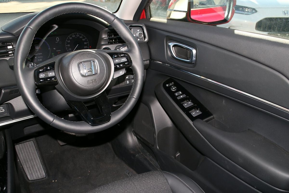 2023 Honda HR-V e:HEV L