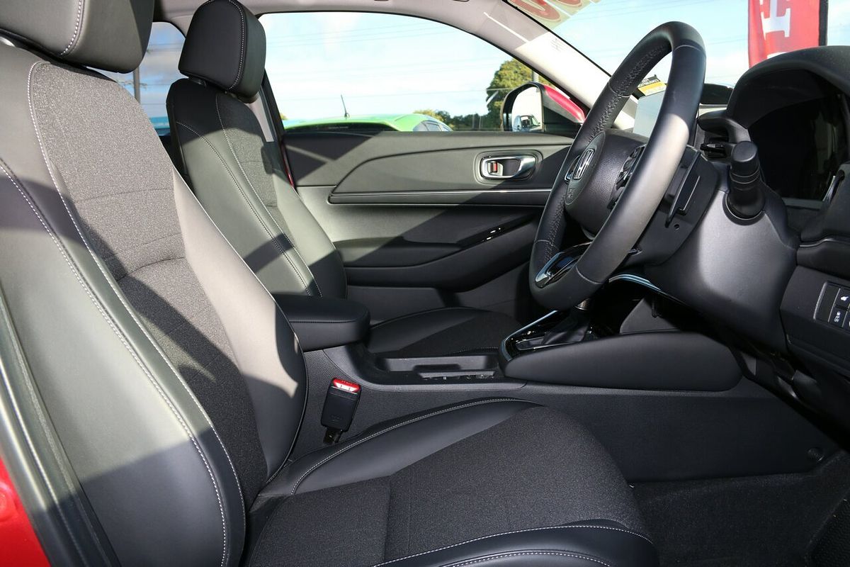 2023 Honda HR-V e:HEV L