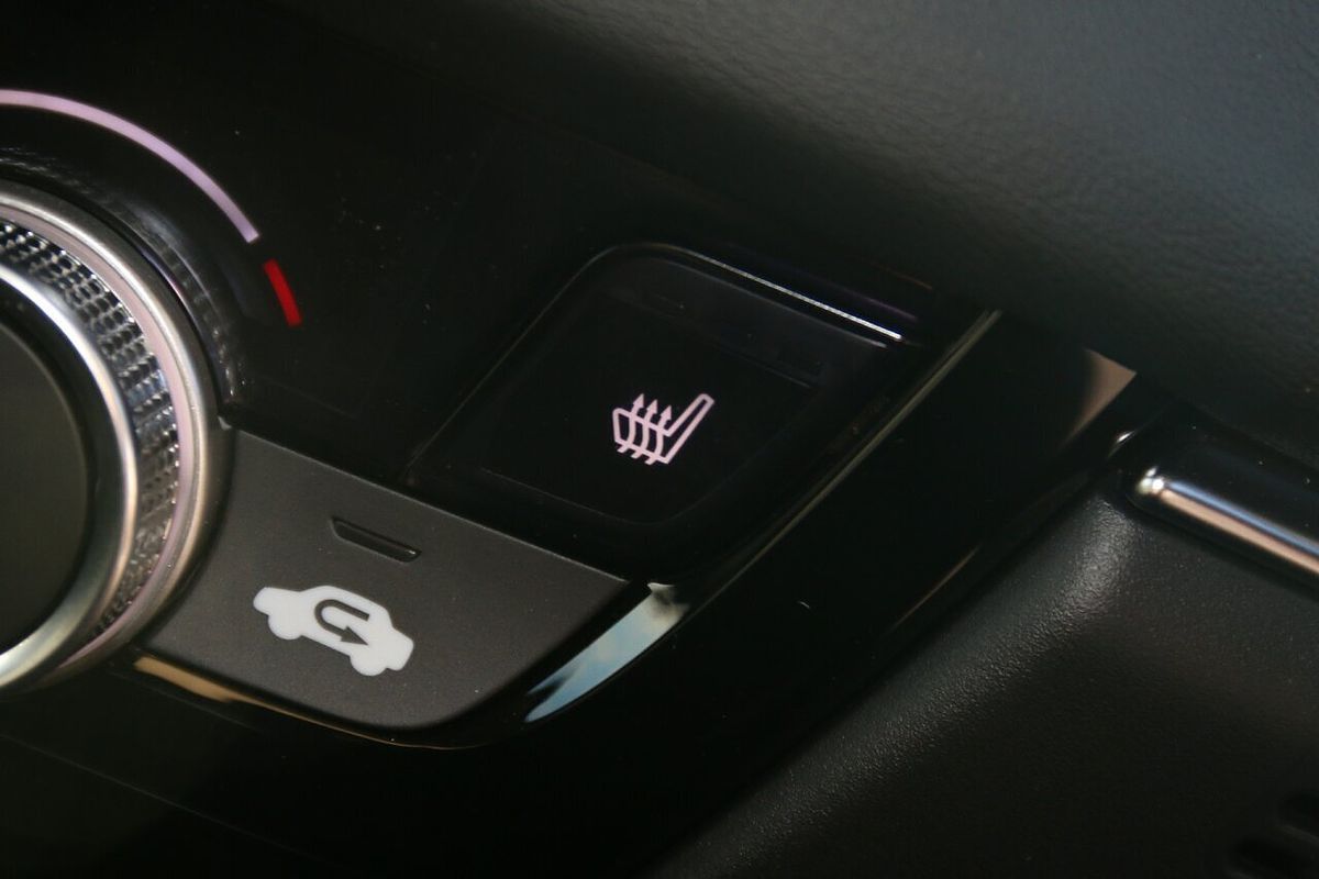2023 Honda HR-V e:HEV L