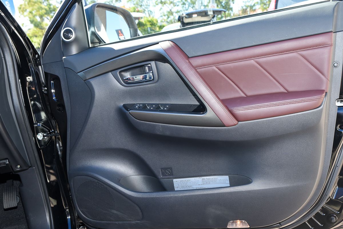 2024 Mitsubishi Pajero Sport GSR QG