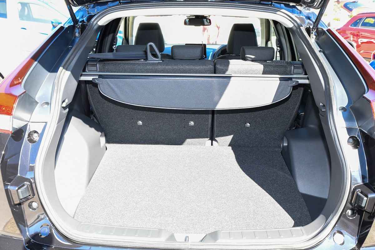 2024 Mitsubishi Eclipse Cross LS YB