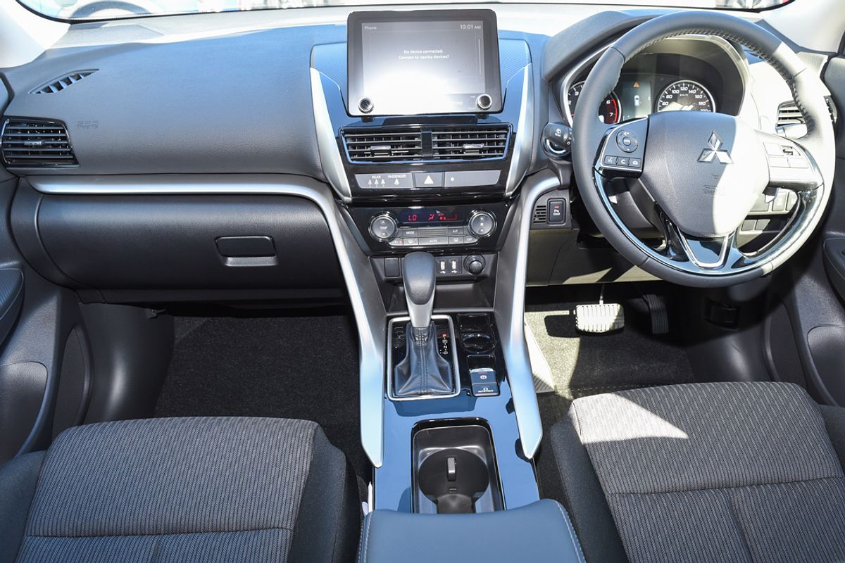 2024 Mitsubishi Eclipse Cross LS YB