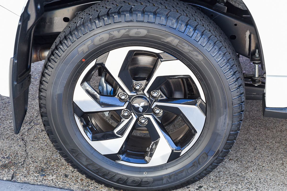 2025 Mitsubishi Pajero Sport Exceed QG